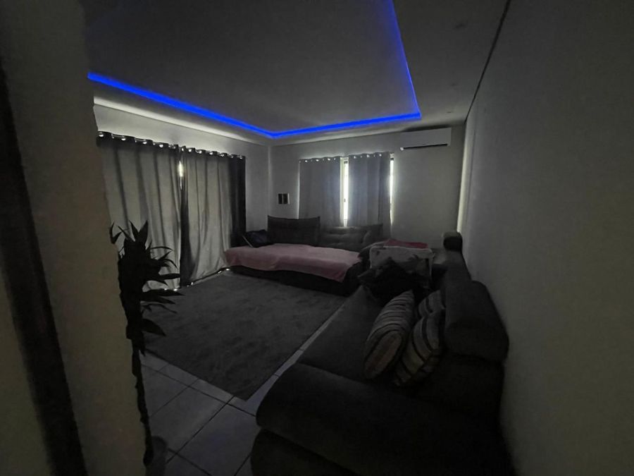 Casa - Venda - Jardim Guaraituba - Paranaguá - PR